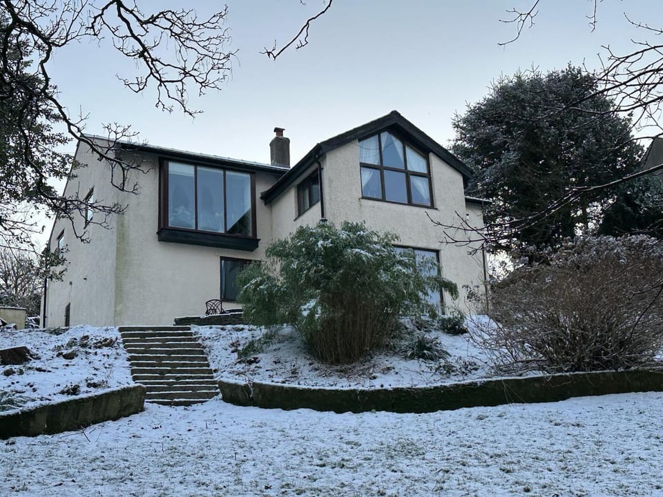 Property building, Winter