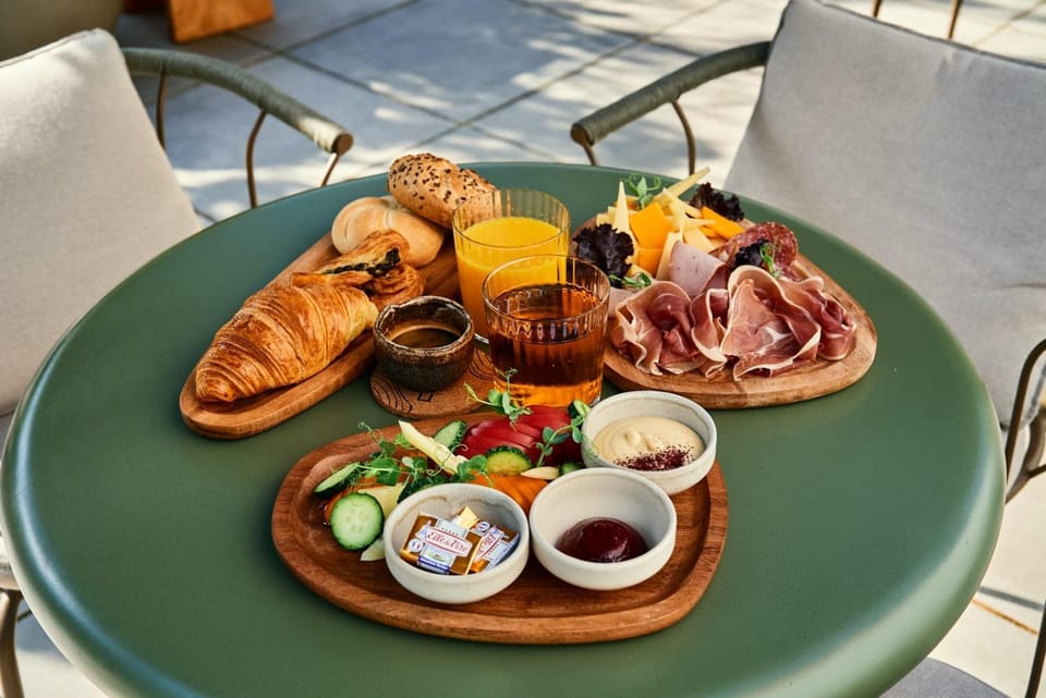 Restaurant/places to eat, Breakfast