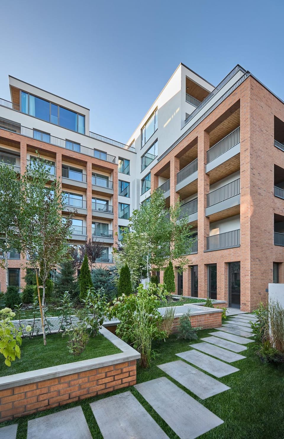 Property building, Day, Garden, Garden view