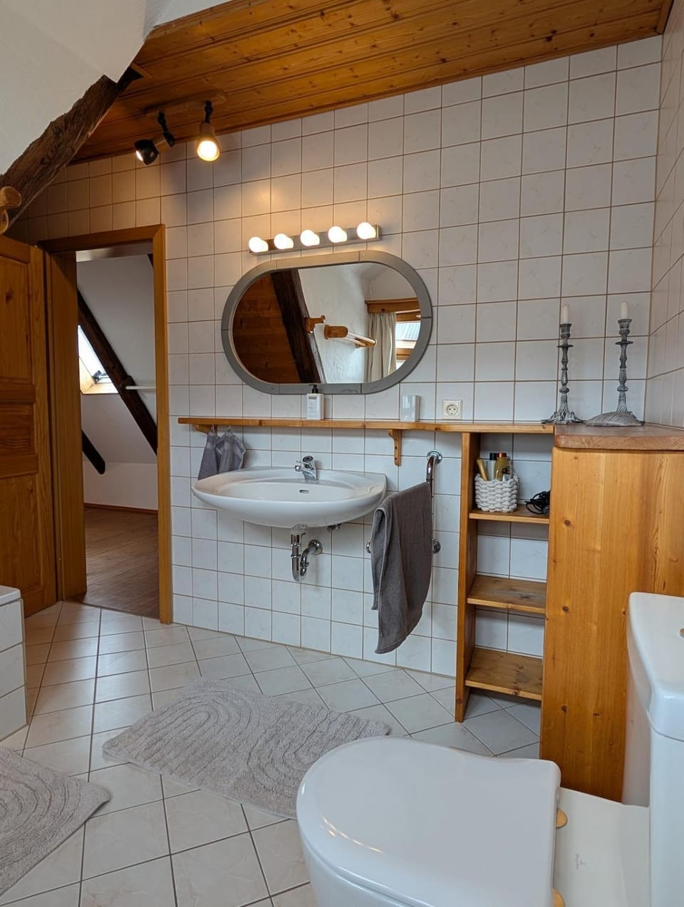 Toilet, Bathroom, Bath, towels