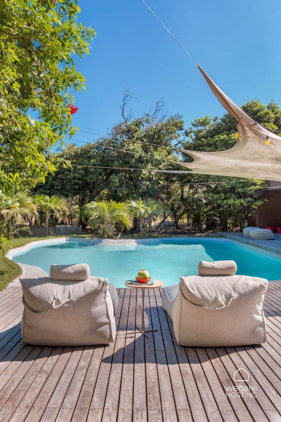 Pool view, Swimming pool, sunbed