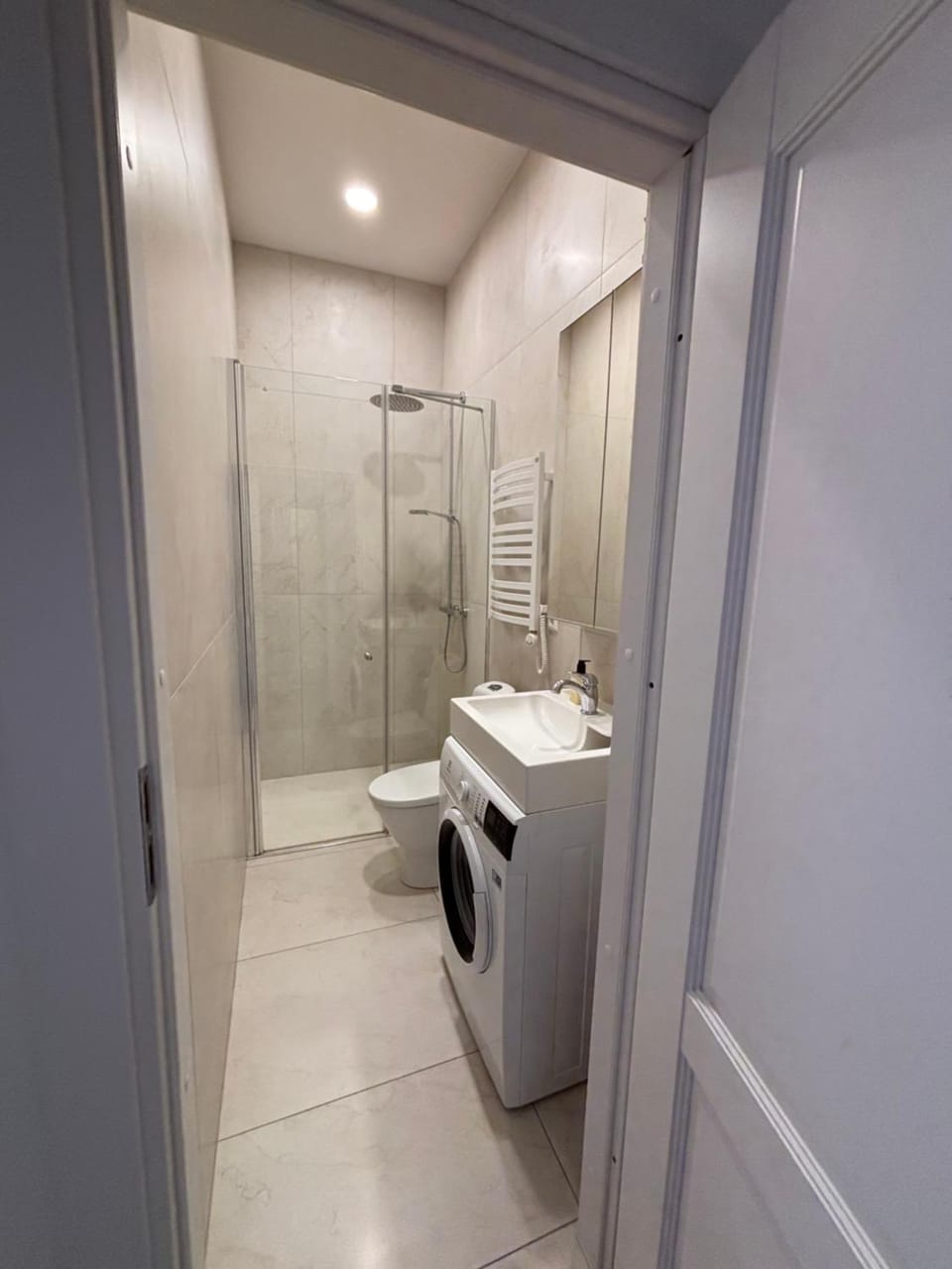 Shower, Toilet, Bathroom, washing machine