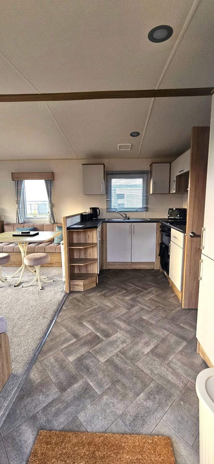 Abi Summer Breeze - West Sands Campground/ 
RV Resort in Selsey