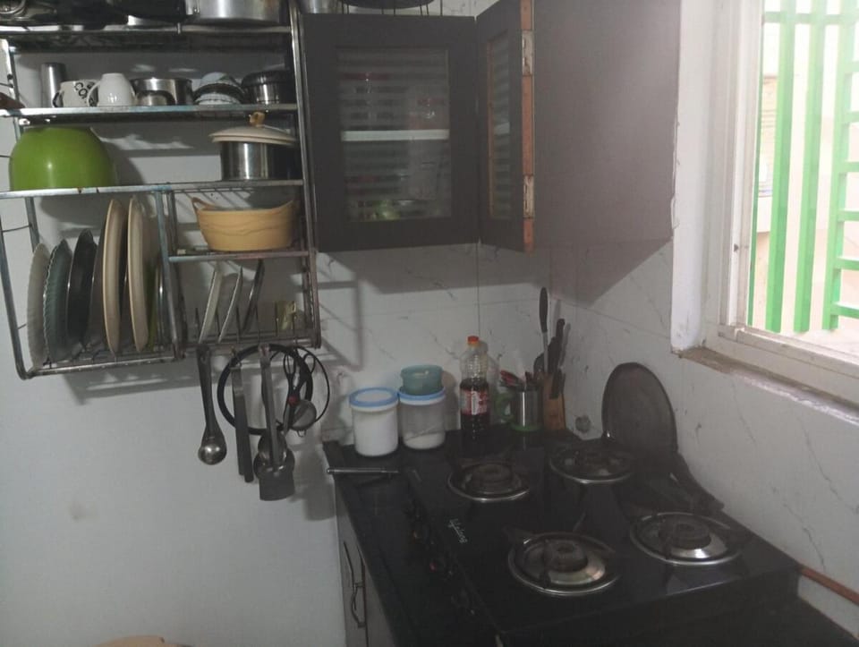Self checkin4Couples & Family friendly Entire 2 BHK Apartment in Ahmedabad