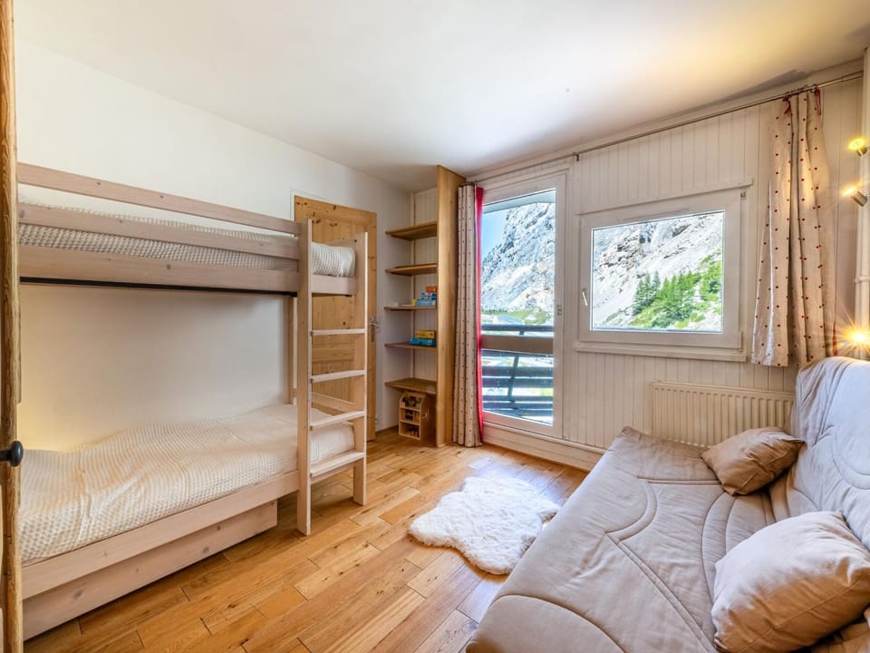 Appartement spacieux au pied des pistes, animaux admis, WiFi inclus - FR-1-694-433 Apartment in Val dIsere