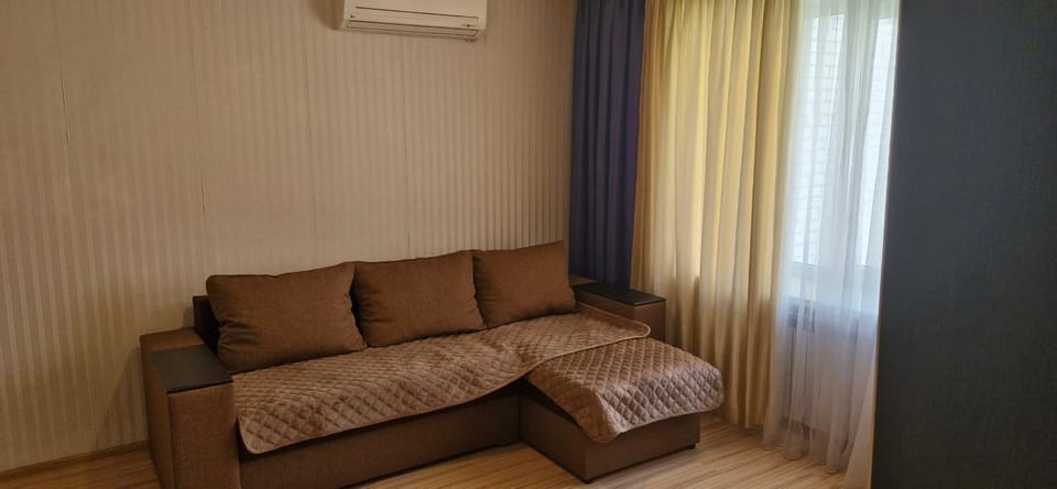 Липинського 5, Порт Сіті, Там там Apartment in Ukraine