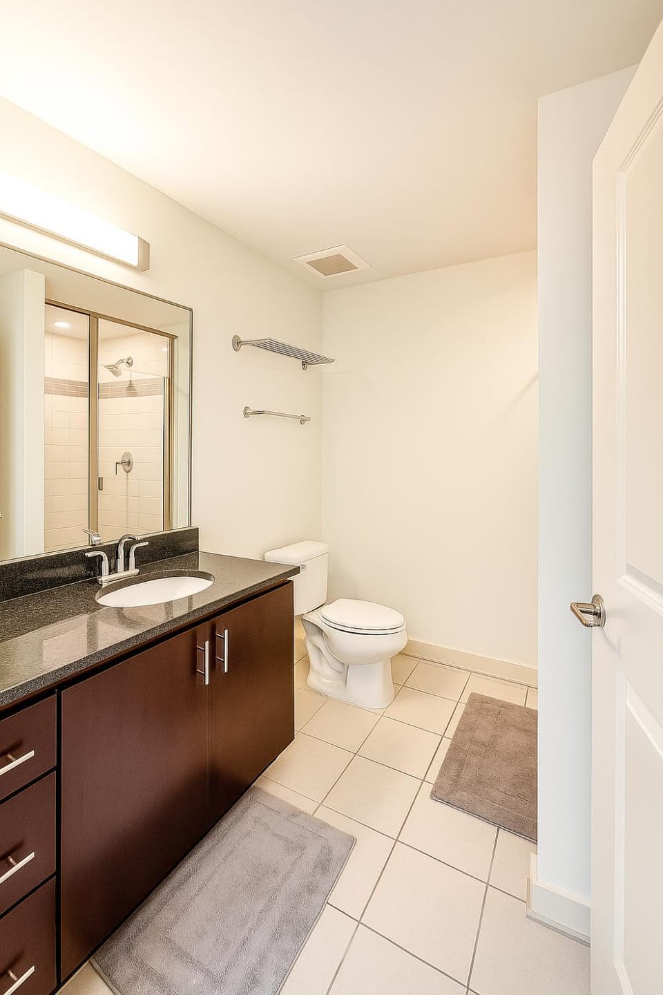 Condo in downtown oak city highrise Apartment in Raleigh