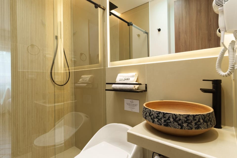 Shower, Bathroom, towels