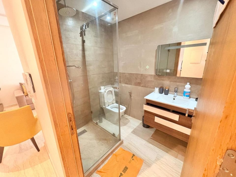 Shower, Toilet, Bathroom