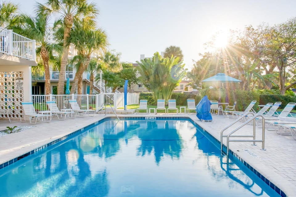 Floranada 5 Apartment in Pompano Beach