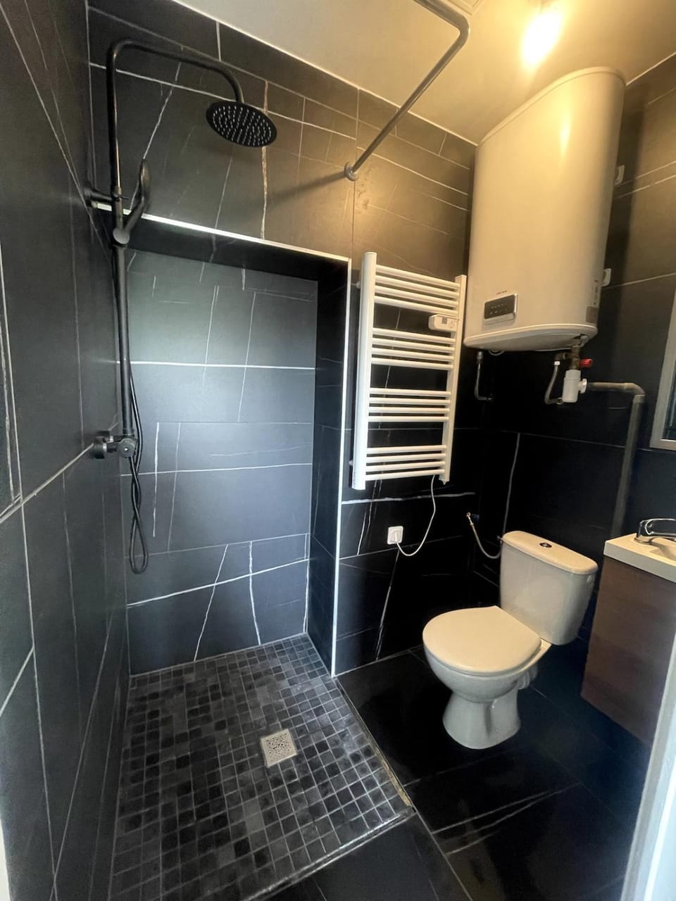 Shower, Toilet, Bathroom