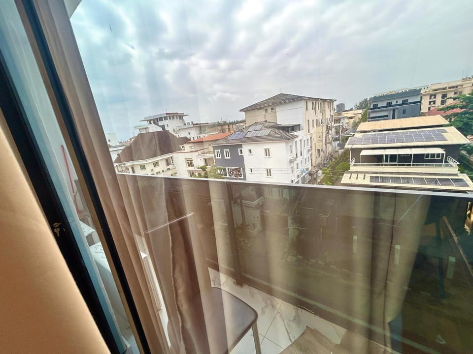 View (from property/room), Balcony/Terrace, City view