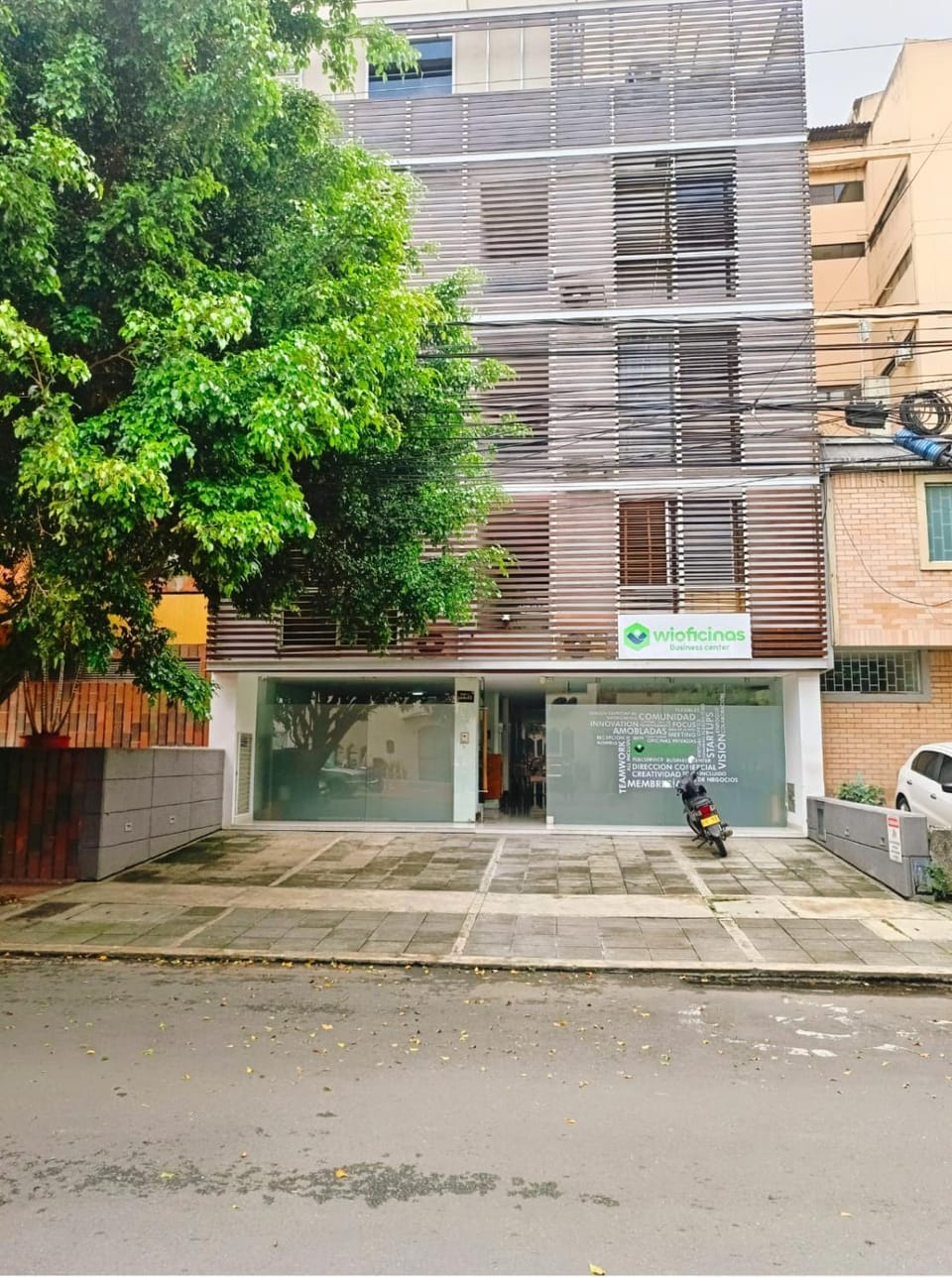 Property building, Neighbourhood, Quiet street view