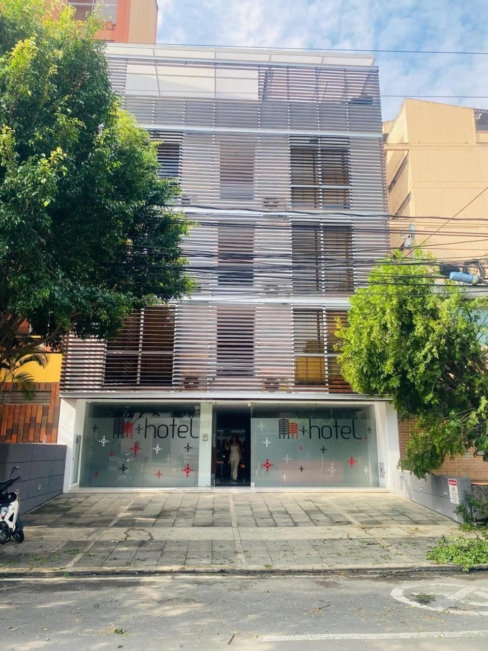 Property building, Day
