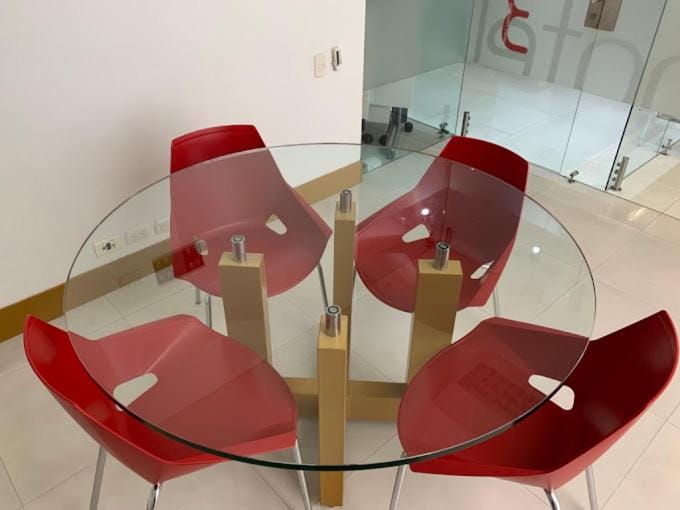 Seating area, Dining area
