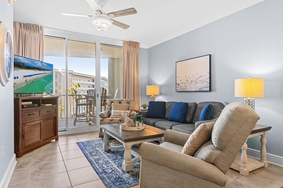 Azure 422 - Ocean View with 2 Free Beach Service Sets! Apartment in Okaloosa Island