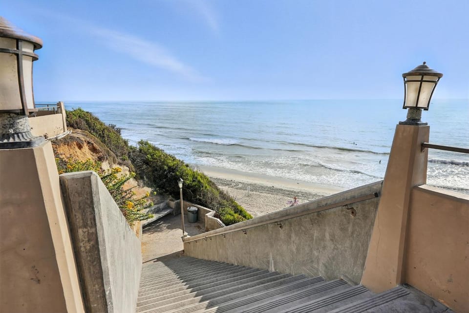Solana Beach Gem - AC and Beach Access House in Solana Beach