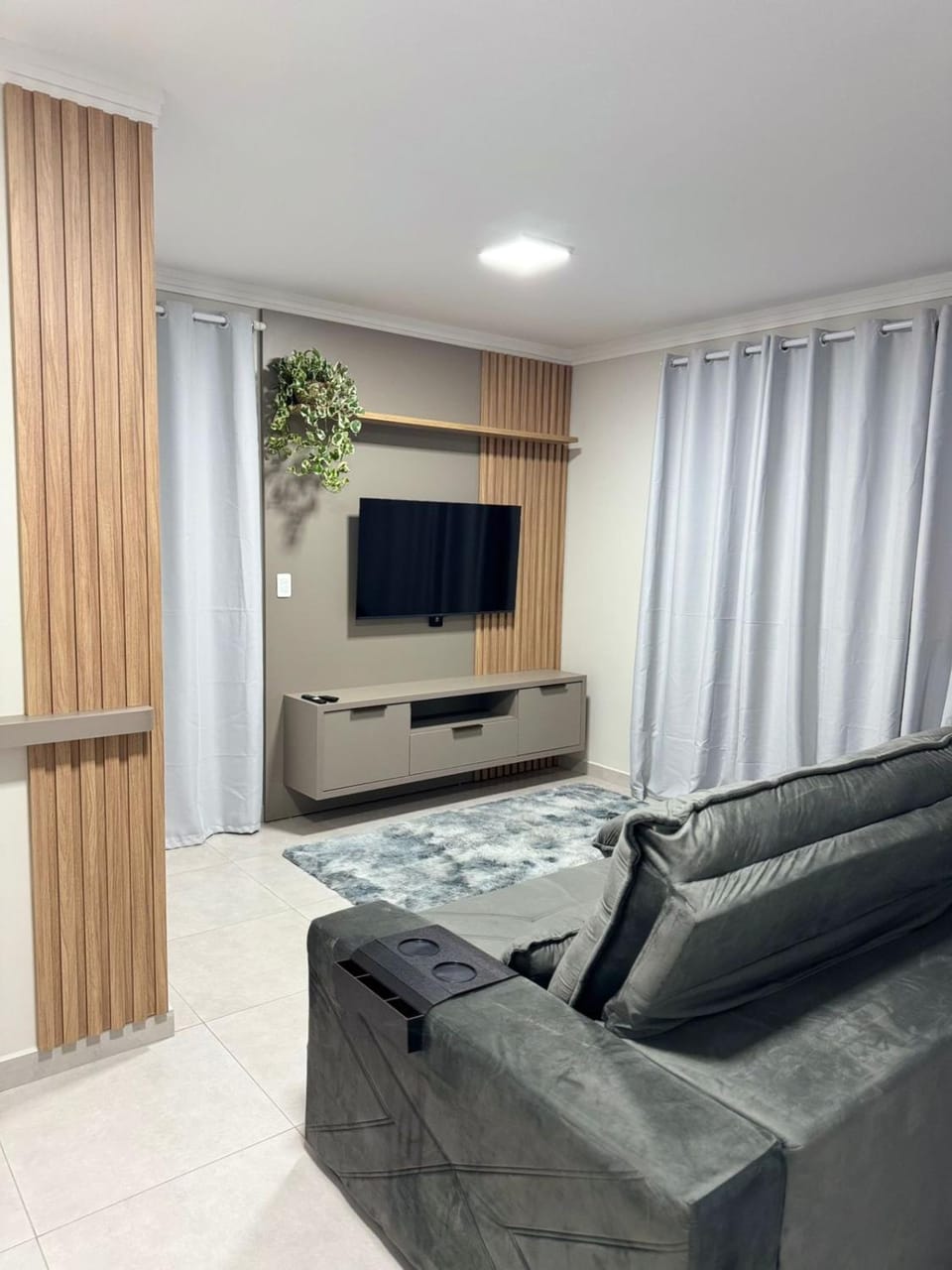 Communal lounge/ TV room, TV and multimedia, Living room, Seating area, Evening entertainment