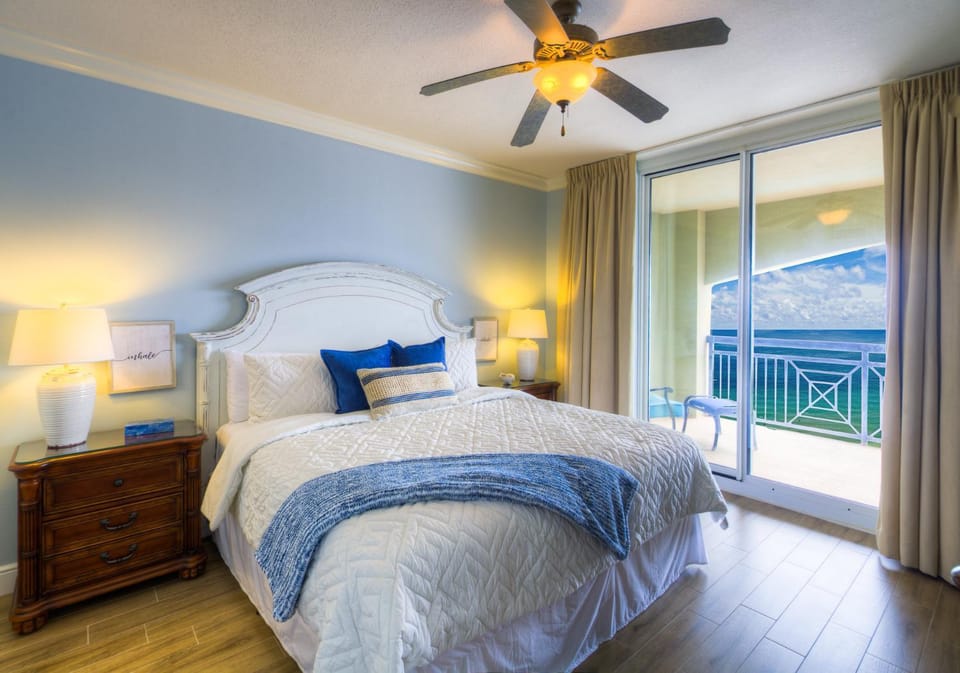 Azure 606 - Oceanfront Penthouse with Unbeatable Views! Apartment in Okaloosa Island