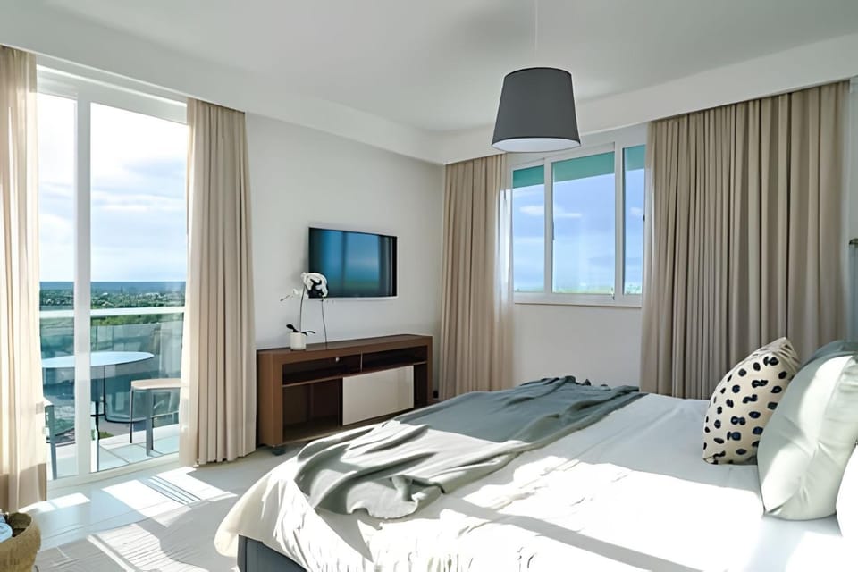 Bed, TV and multimedia