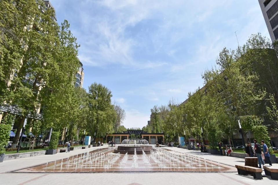 M15great apartment in the very center of the capital Apartment in Yerevan