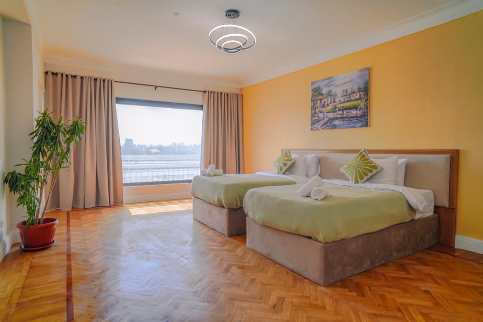 Bed, Natural landscape, Photo of the whole room, Bedroom, towels