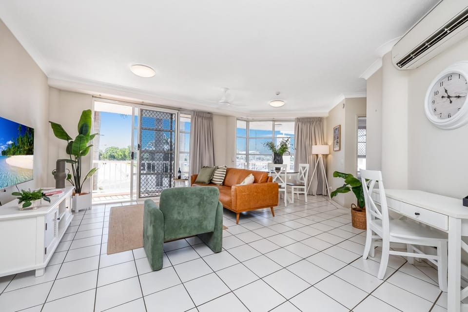 Heart of Townsville on the Harbour Apartment in Townsville