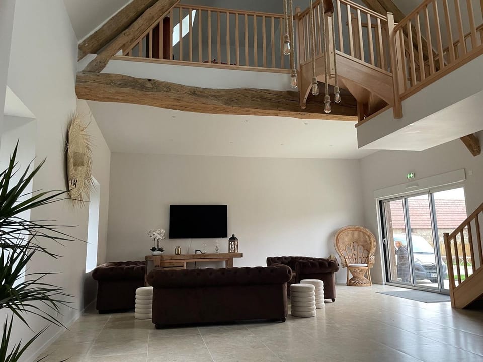 Domaine Ferme rénovée avec SPA, 15 couchages, parking privatif, proche Paris - FR-1-590-580 House in Centre-Val de Loire