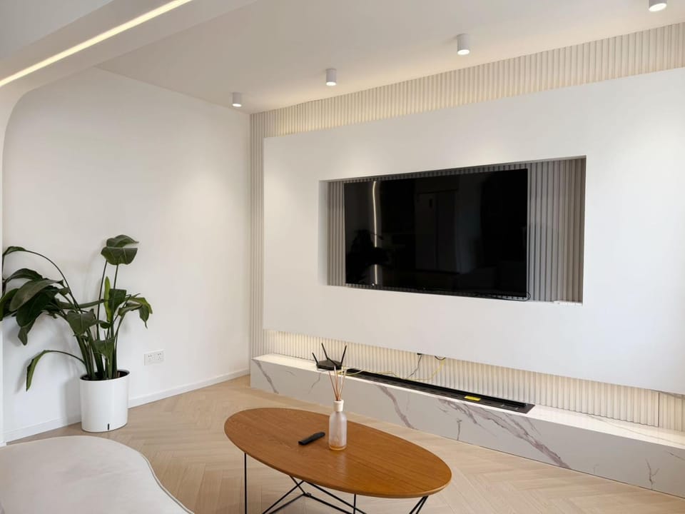 Communal lounge/ TV room