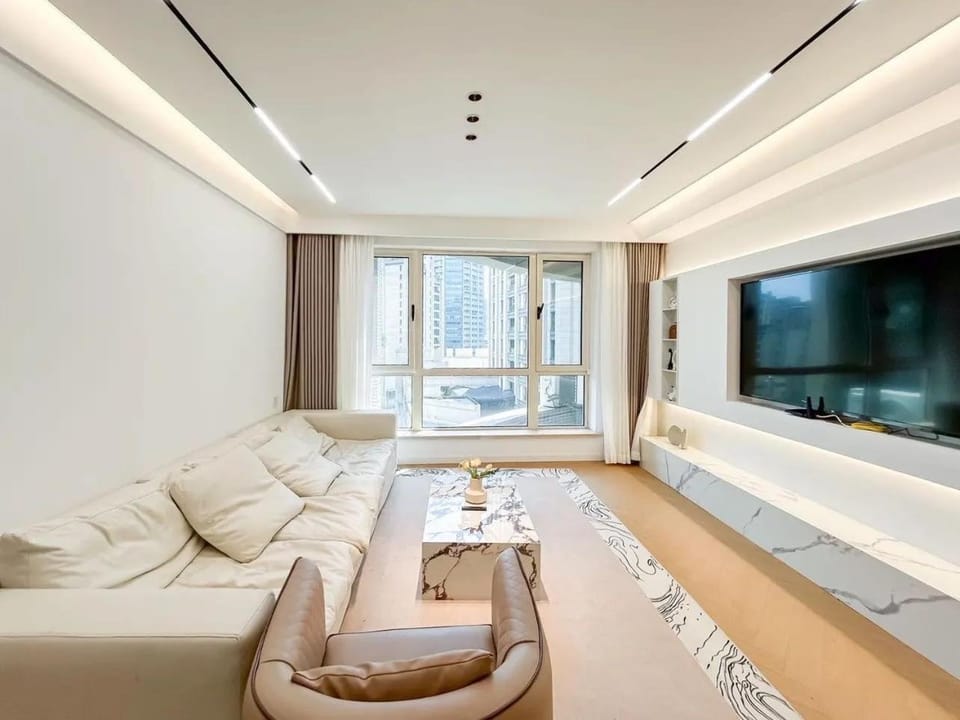 Property building, TV and multimedia, Living room, Seating area