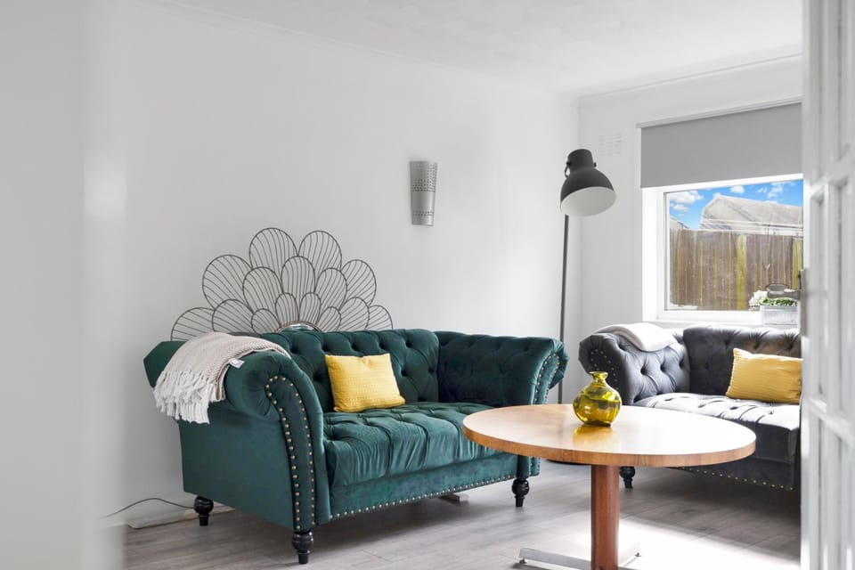 3BR Family House with Free Parking in West Lothian Apartment in Scotland