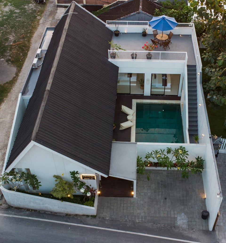 Property building, Day, Bird's eye view, View (from property/room), Balcony/Terrace, Seating area, Pool view, Swimming pool, Parking, internet