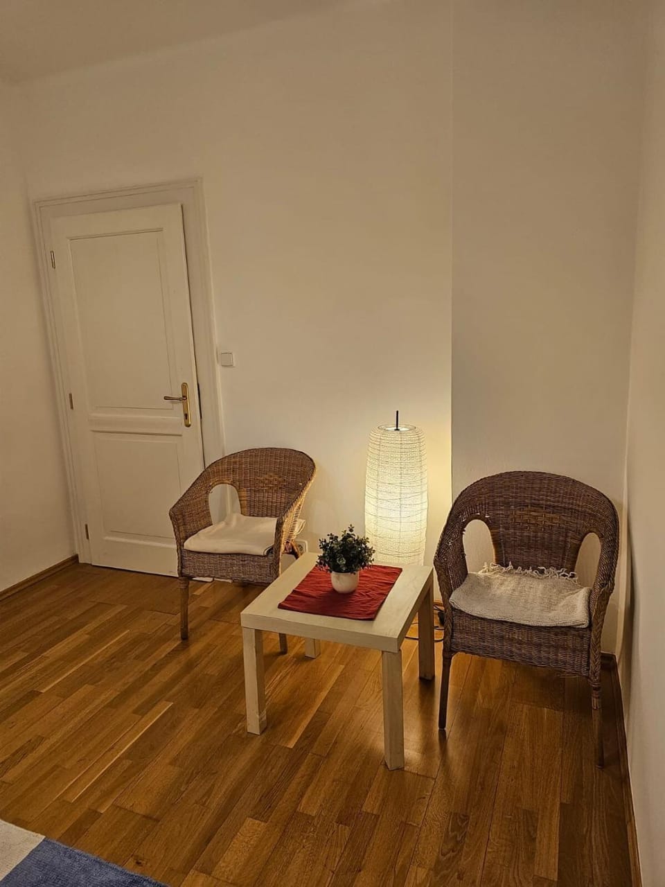 2 min Center Just In, Old Town Walk private room B Vacation rental in Prague