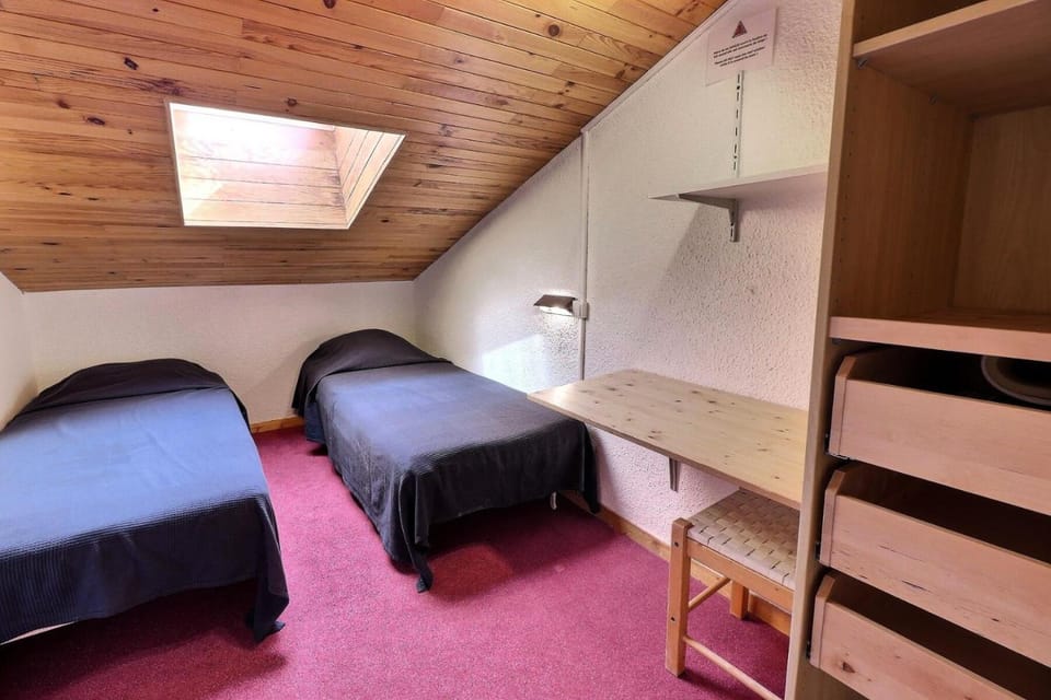 Résidence Saulire - JOLI 3 PIECES MEZZANINE AVEC CHEMINEE - ACCES INTERNET GRATUIT MAE-7573 Apartment in Les Allues