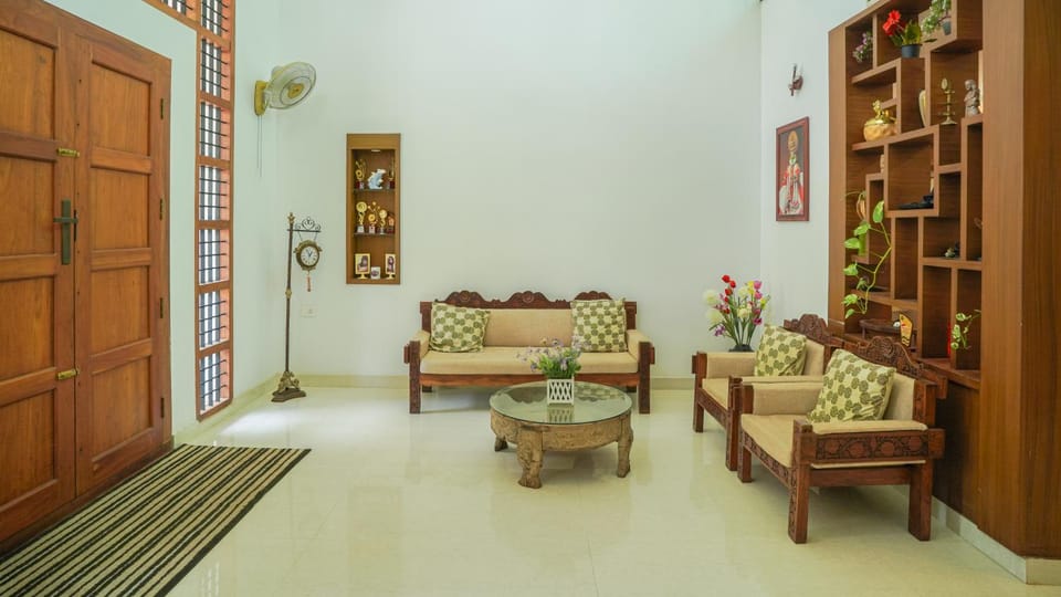 Badhram Homestay 4bhk House in Alappuzha