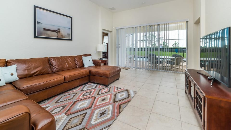 Urban 5 Bed 5 Bath Villa- Perfect stay while exploring Orlando,Florida Villa in Windsor Hills