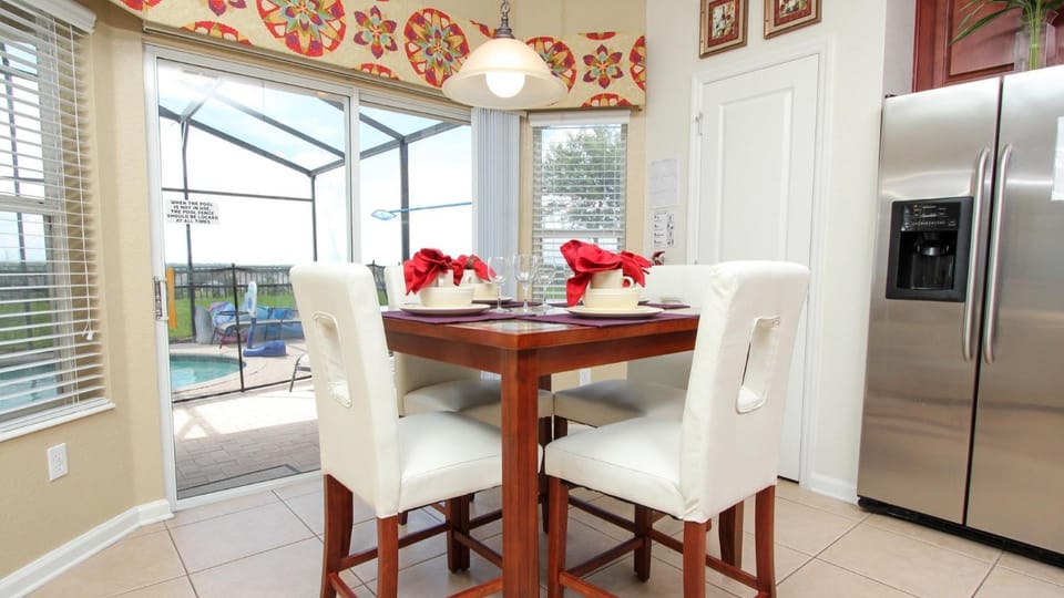 Urban 6 Bed 4 Bath Villa- Perfect stay while exploring Orlando,Florida Villa in Windsor Hills