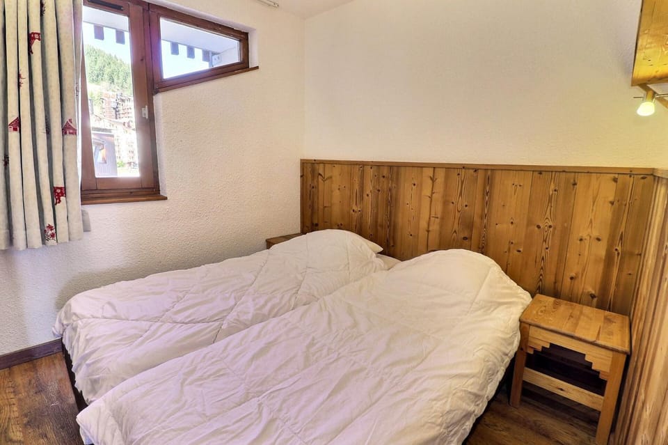 Résidence Grand Bois A - CONFORTABLE 2 PIECES + CABINE, SKIS AUX PIEDS ET PROCHE DES COMMERCES MAE-2024 Cabin in Les Allues