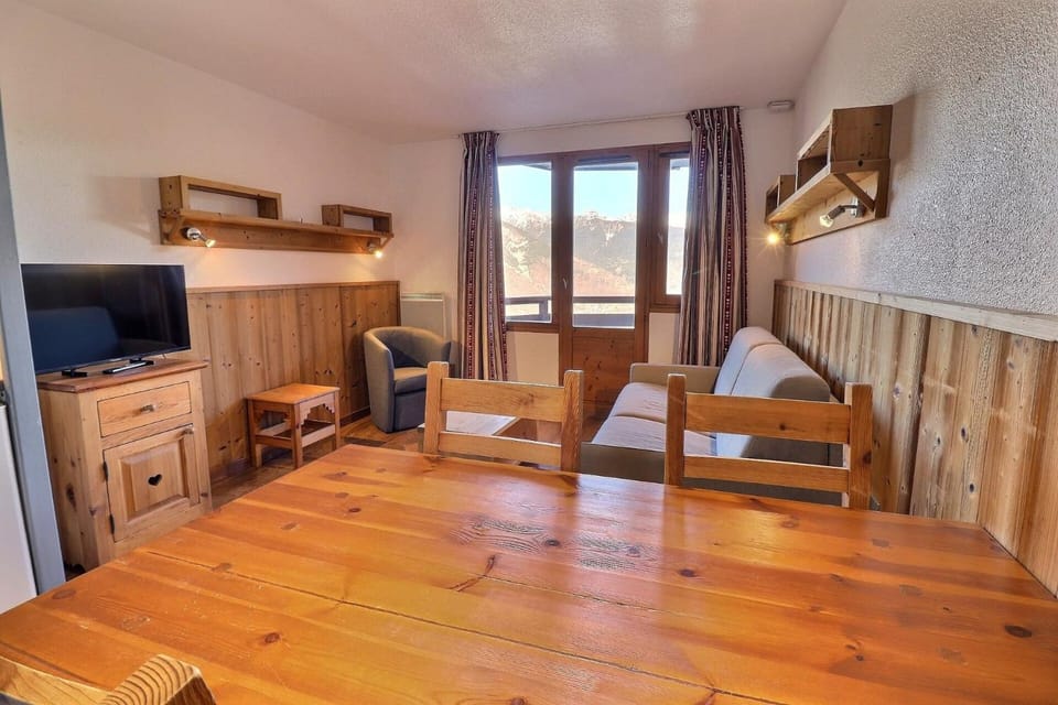 Résidence Grand Bois A - CONFORTABLE 2 PIECES, SKIS AUX PIEDS ET PROCHE DES COMMERCES MAE-2054 Apartment in Les Allues