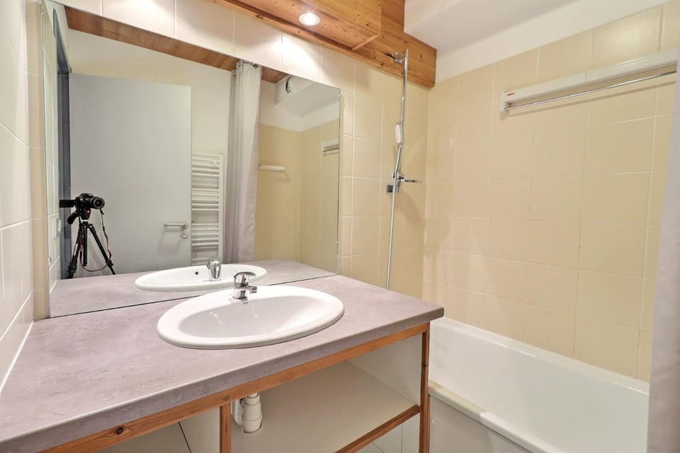 Résidence Grand Bois A - CONFORTABLE 2 PIECES, SKIS AUX PIEDS ET PROCHE DES COMMERCES MAE-2064 Apartment in Les Allues