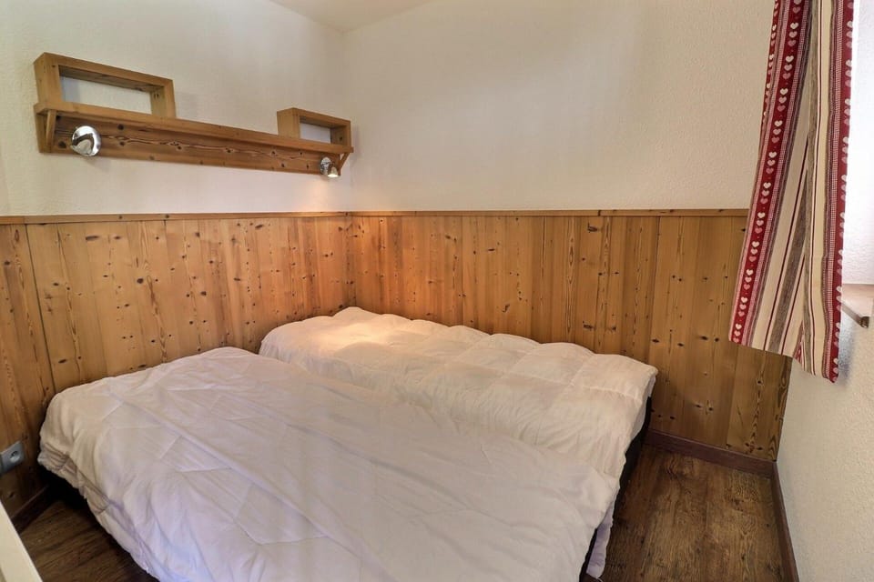 Résidence Grand Bois A - CONFORTABLE 2 PIECES, SKIS AUX PIEDS ET PROCHE DES COMMERCES MAE-2084 Apartment in Les Allues