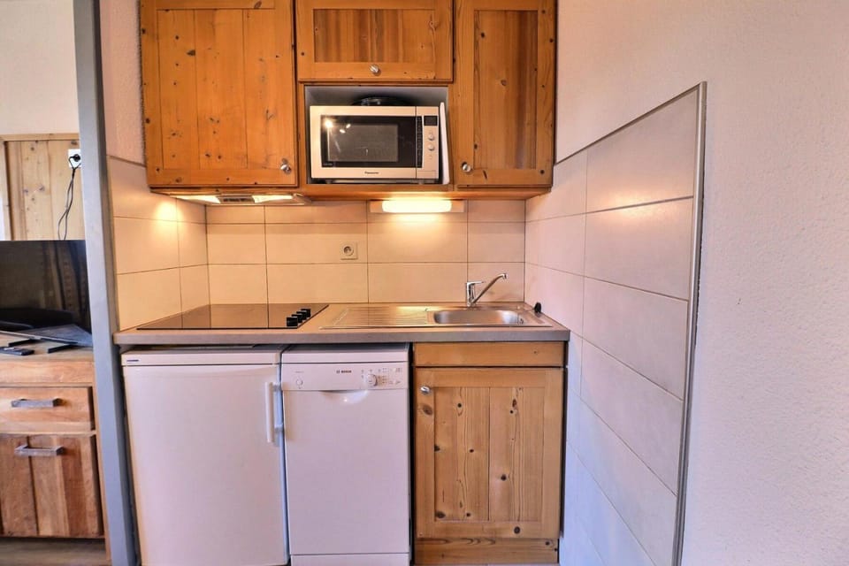 Résidence Grand Bois A - CONFORTABLE 2 PIECES, SKIS AUX PIEDS ET PROCHE DES COMMERCES MAE-2134 Apartment in Les Allues