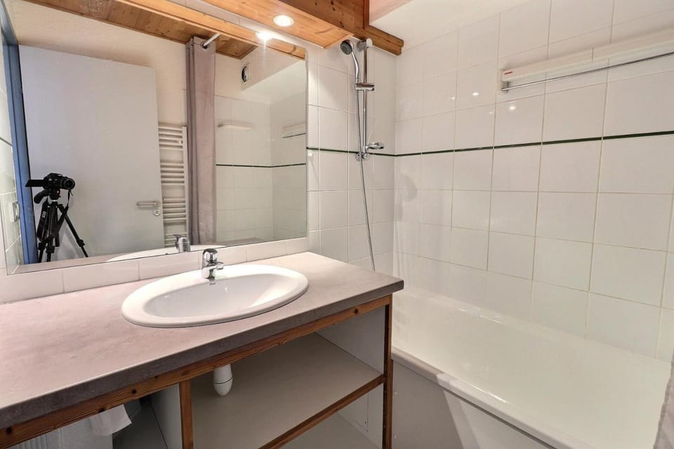 Résidence Grand Bois A - CONFORTABLE 2 PIECES, SKIS AUX PIEDS ET PROCHE DES COMMERCES MAE-2204 Apartment in Les Allues