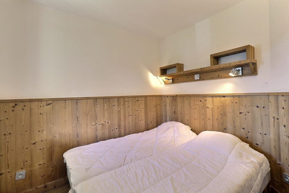 Résidence Grand Bois A - CONFORTABLE 2 PIECES, SKIS AUX PIEDS ET PROCHE DES COMMERCES MAE-2214 Apartment in Les Allues
