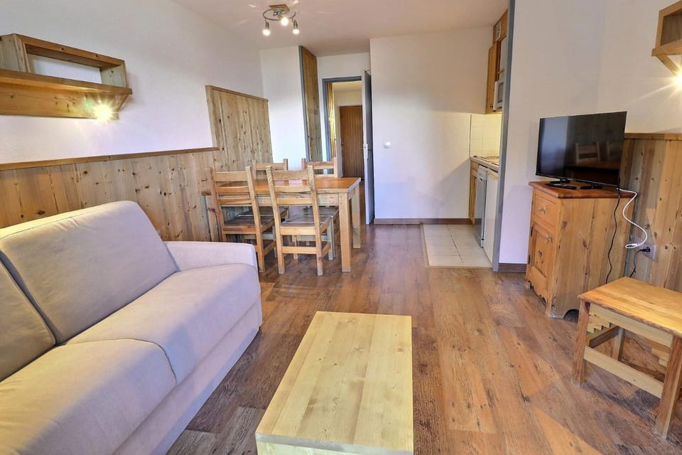 Résidence Grand Bois A - CONFORTABLE 2 PIECES, SKIS AUX PIEDS ET PROCHE DES COMMERCES MAE-2234 Apartment in Les Allues