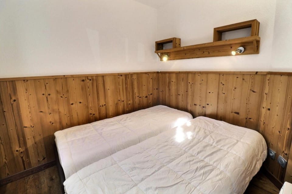 Résidence Grand Bois A - CONFORTABLE 2 PIECES, SKIS AUX PIEDS ET PROCHE DES COMMERCES MAE-2244 Apartment in Les Allues