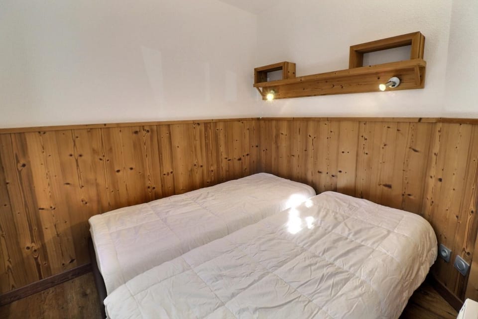 Résidence Grand Bois A - CONFORTABLE 2 PIECES, SKIS AUX PIEDS ET PROCHE DES COMMERCES MAE-2244 Apartment in Les Allues
