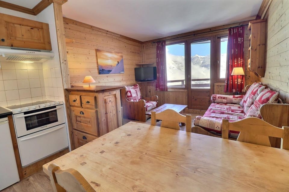 Résidence Grand Bois A - CONFORTABLE 2 PIECES, SKIS AUX PIEDS ET PROCHE DES COMMERCES MAE-2264 Apartment in Les Allues