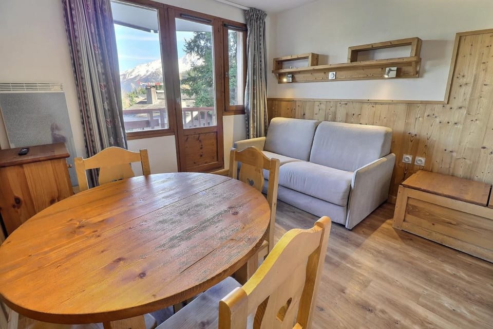 Résidence Grand Bois A - CONFORTABLE 2 PIECES, SKIS AUX PIEDS ET PROCHE DES COMMERCES MAE-2284 Apartment in Les Allues