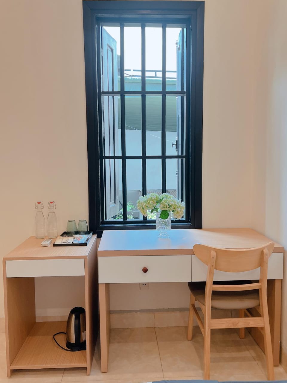 3B- Reverside - Conner Work - Coffee Apartment in Da Nang